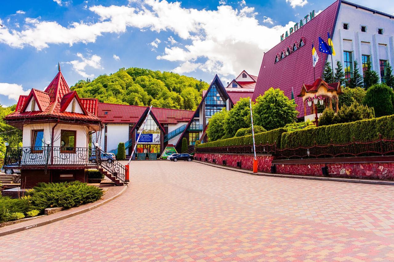 Hotel Karpaty Jaremtsche Exterior foto