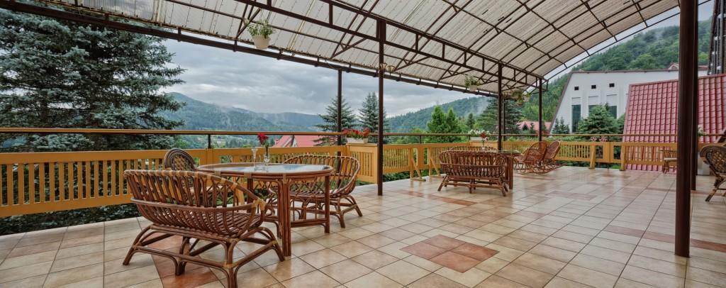 Hotel Karpaty Jaremtsche Exterior foto