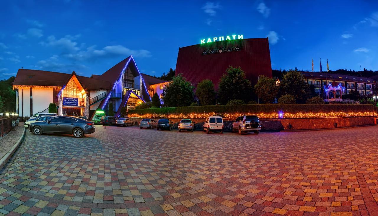 Hotel Karpaty Jaremtsche Exterior foto